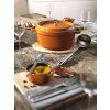 Garnek niski COCOTTE 26 cm, z wkładem do gotowania na parze, bazylia, żeliwo, Staub